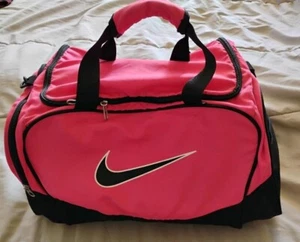 NIKE Womens PINK BAG * Large Weekender Duffle Duffel Workout Exercise Travel Gym - Picture 1 of 5