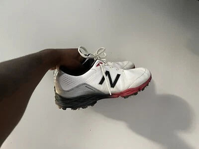Zapato de golf New Balance para hombre talla 9,5 D NBG2004 impermeable con clavos blanco/rojo Foto 1 de 2