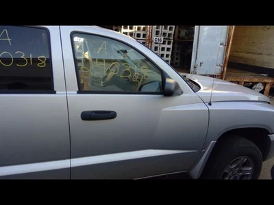 Passenger Right Front Door Electric Fits 05-11 DAKOTA 759458 - Image 1 of 3