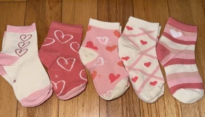 NWT Set Of Five Pairs Of Girls Socks Size 2-5Y Pink Heart Themed - Picture 1 of 4
