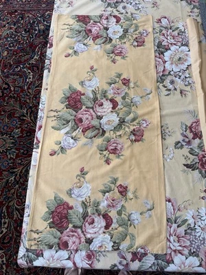 Fundas de almohada vintage Ralph Lauren Kathleen tamaño king florales 2 disponibles Foto 1 de 4