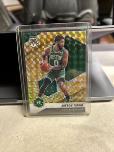 2020-21 Panini Mosaic Mosaic Reactive Yellow #107 Jayson Tatum Boston Celtics 