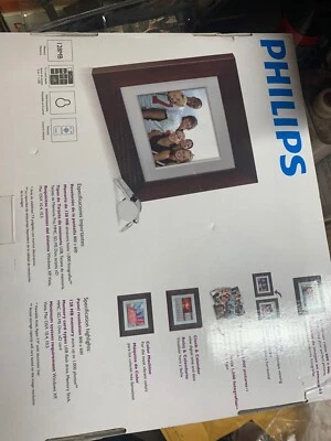 Phillips Digital Photo Frame 8" LCD Panel With Brown Wood Frame - Image 1 of 4