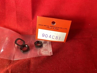 ENYA .90-120 JUEGO DE TUERCAS DE ESCAPE Y ARANDELA DE BLOQUEO DE 4 CICLOS NUEVO EN PAQUETE Foto 1 de 2