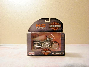 GENUINE MAISTO HARLEY DAVIDSON 1984 FXST SOFTAIL REPLICA ( SERIES 41 ) - Picture 1 of 5