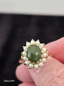 Vintage Green Nephrite Jade Cultured Pearl Halo Ring 14k Yellow Gold Size 8.5 - Picture 1 of 10