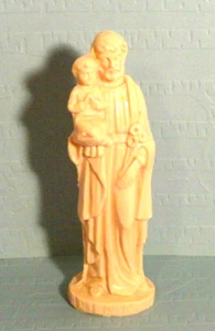 VINTAGE SAINT JOSEPH RELIGIOUS TAN PLASTIC FIGURINE🙏 - Picture 1 of 4