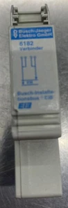 Busch Jäger 6182 Verbinder für Datenschiene REG grau EiB - Bild 1 von 2