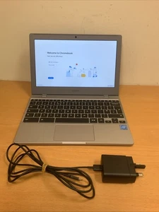 Samsung Chromebook 4 11.6in Celeron 4GB 32GB eMMC Platinum Titan Grey XE310XBA - Picture 1 of 11