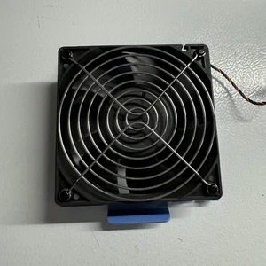 Dell PowerEdge T300 Server Fan YN845 0YN845 UG891 0UG891 - Picture 1 of 4
