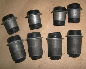 BOCCOLE PER BRACCIO OSCILLANTE ANTERIORE LADA NIVA 1700cc -> anno 2010 - Foto 1 di 1