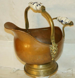 COPPER DUTCH HELMET COAL ASH SCUTLLE BUCKET DELFT BLUE HANDLE BRASS LION HEAD - Picture 1 of 12