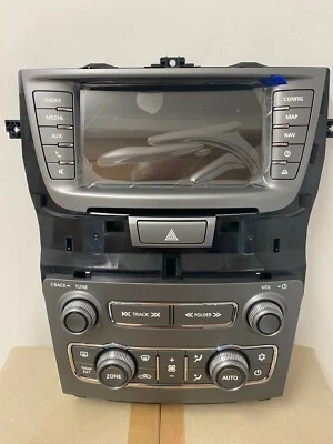 Holden Genuine VE 2010-2012 Berlina Calais CalaisV Stereo " Dash Control Unit " - image 1 of 4
