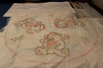 3 TEDDY BEARS IN SCARVES CHRISTMAS SKIRT OR RUG CANVAS ONLY - Image 1 of 3