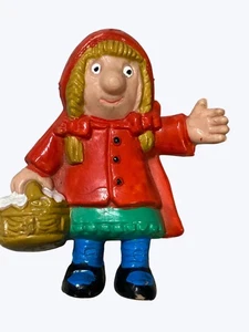 Rotkäppchen Vintage Hartgummi Spielzeug - Bild 1 von 10