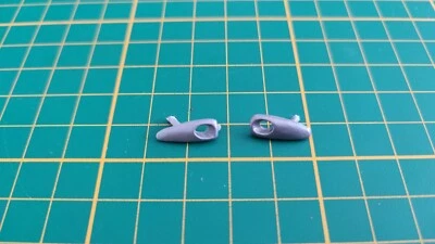 Lot x2 prise d'air pièce détachée miniature Maisto Porsche Boxster 1/18 1/18 C10 Foto 1 de 2