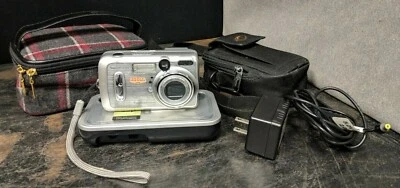 Kodak EasyShare DX6440 4.0MP Zoom Digital Camera Silver,Case ETC,Easy Dock 6000 - Image 1 of 4