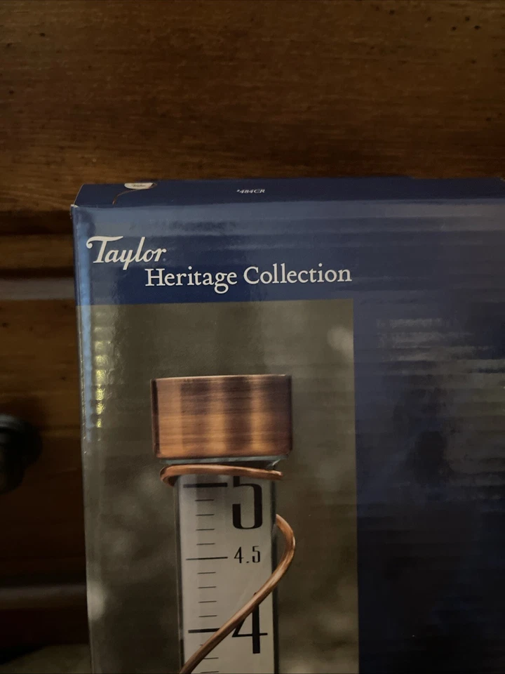 Pluviómetro de vidrio Taylor Precision Products 27 pulgadas (alto, bronce) Foto 1 de 4