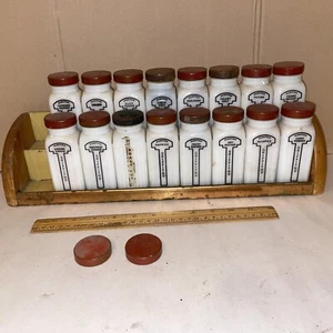 VINTAGE GRIFFITH SET OF 16 MILK GLASS SPICE JARS With Wooden Rack & Extra Lids - Picture 1 of 9