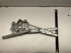 OEM  1999 2000 2001 2002 2003-12 Ford F250 350 450 550 Lt Rear Window Regulator - Picture 1 of 4