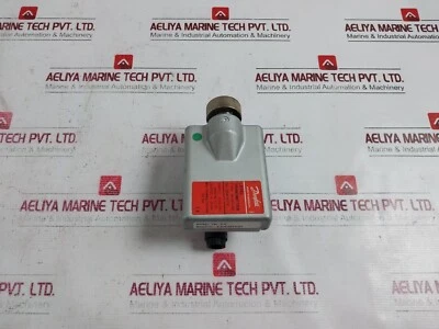 DANFOSS AKS41-8B Level Transmitter 50/60 HZ 1.5 W - Image 1 of 4