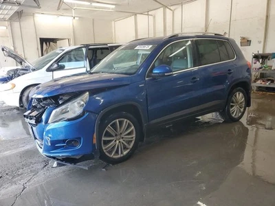 Driver Front Seat  Leatherette V-tex Manual Fits 09-17 TIGUAN 2538205 - Image 1 of 4