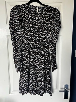 Black Floral Ruffle Mock Neck Dress | Long Puff Sleeve Size 8 | Y2K Cottagecore - Image 1 of 4