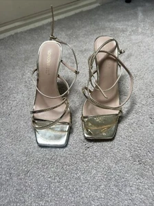 London rebel Gold Sandals Size 3 - Picture 1 of 5