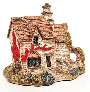Lilliput Lane Victoria Cottage Miniature House + Paperwork White box - Picture 1 of 6