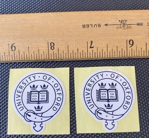 Lote De 2 Pegatinas Universidad De Oxford Para Botella De Agua Laptop Celda Coche Nuevo - Imagen 1 de 1