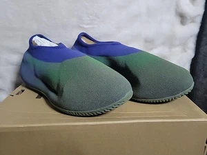 Talla 10.5 - Adidas Yeezy Tejido Corredor Desteñido Azul - Imagen 1 de 7