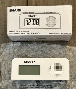 Sharp Compact Digital Alarm Clock Battery Operated White - Picture 1 of 9