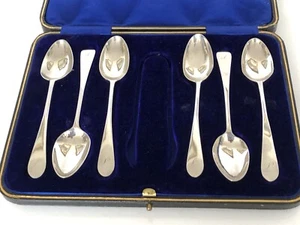 SET AUS 6 FRÜHEN TEELÖFFELN STERLINGSILBER EDINBURGH MARKIERT (UM 1823) - Bild 1 von 10