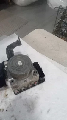 Used ABS Pump and Motor Assembly fits: 2015 Cadillac Xts Assembly w/o adaptive c - Image 1 of 4