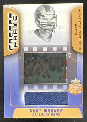 2002 Fleer Focus Jersey Edition Freeze Frame Jersey Patches #KW Kurt Warner /50 - Image 1 of 2