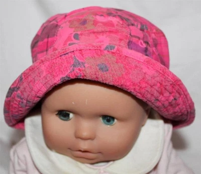 THE CHILDRENS PLACE Gorra Sol SOMBRERO Cuadros Floral Rosa/Negro Ropa Usado en Excelente Condición Talla 18 24 m Foto 1 de 4