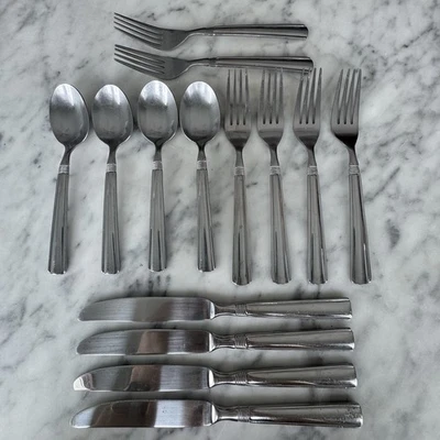 Pfaltzgraff Stainless Set For 4 - Dinner  Kenilworth Glossy Flatware READ - Image 1 of 4