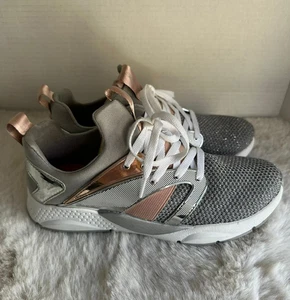 Skechers Shine Status Shoes Girls Size 5 Silver Trainers Big Kid Sneakers - Picture 1 of 8