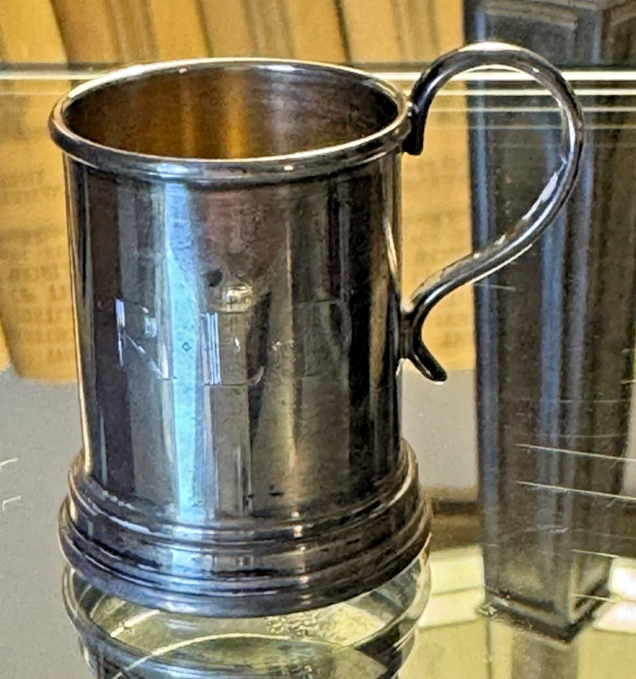 Mini jarra grabada "roja" Vint Lunt 582 de plata esterlina Kidush Cordial Shot Foto 1 de 4