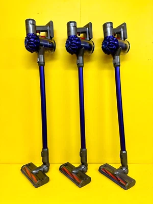 DYSON V6 ANIMAL PURPLE CORDLESS VACUUM CLEANER ✔ NEW BATTERY✔ - Image 1 of 4