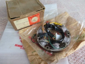 HONDA CS90 S90 SL90 CL90 CD90 C201 STATOR ALTERNATOR 31102-028-054 GENUINE NOS  - Picture 1 of 6