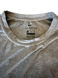 Camiseta Nike Dri-Fit Gris Manga Larga - Nueva Sin Etiquetas - 2XL - Imagen 1 de 5