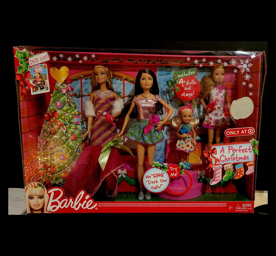 Barbie A Special Navidad Canto Juego 4 Muñecas NUEVO 2011 Objetivo Envío Rápido Foto 1 de 4