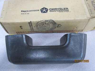 Новый из старых запасов 1965 1967 1968 Dodge Powerwagon WM300 подлокотник под правую руку левую руку Mopar 2501592 - Изображение 1 из 4