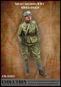Evolution 35152 1/35 WWII Soviet Soldier 1943-45 - Picture 1 of 2