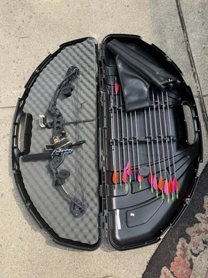 arco compuesto tiro con arco alpino Foto 1 de 4