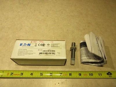 EATON E57LAL12A2SA INDUCTIVE PROXIMITY SENSOR, IA0093 - Image 1 of 3