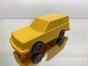 LKE DENMARK VOLVO 245 ESTATE - VINYL -YELLOW L13.5cm very rare- GOOD - 276 - Imagen 1 de 6