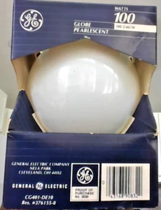 Pack of 4 Vintage GE Medium Base Globe Pearlescent Light Bulb 100 Watts G40/W - Picture 1 of 4