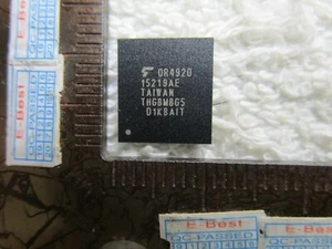 1x Nuovo chip IC THGBMBGS D1KBA1T THGBMBG5 D1KBAIT THGBMBG5D1KBAIT FBGA153 - Foto 1 di 5